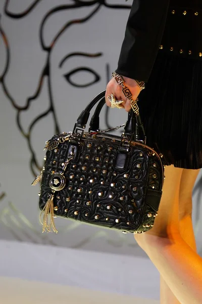 Look 61